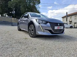 Cinza Usado 2021 Peugeot e-208 Style Citadino | € 19.500 (Caro)