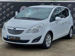 Branco Usado 2011 Opel Meriva Cosmo Monovolume | € 7.250 (Preço justo)