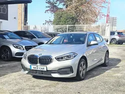 Cinzento Usado 2021 BMW 116 Sport Line Citadino | € 22.990 (Bom preço)