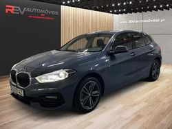 Cinzento Usado 2021 BMW 116 Sport Line Citadino | € 21.950 (Preço justo)