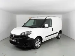 Branco Usado 2022 Fiat Doblò Lounge Monovolume | € 13.680 (Preço justo)