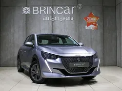 Cinza Usado 2021 Peugeot e-208 Allure Citadino | € 16.490 (Bom preço)