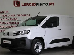 Branco Novo 2025 Peugeot Partner Monovolume | € 22.750