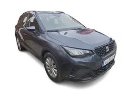 Cinza Usado 2022 Seat Arona Style SUV | € 18.750 (Preço elevado)