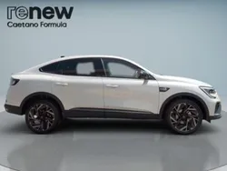Branco universal Usado 2024 Renault Arkana Esprit Alpine SUV | € 35.000 (Preço justo)