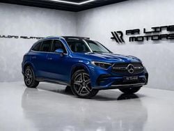 Azul Usado 2024 Mercedes GLC300e AMG line SUV | € 62.950 (Preço justo)