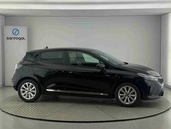 Preto Usado 2023 Renault Clio V Evolution Citadino | € 17.300 (Preço justo)