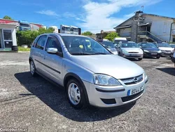Cinza Usado 2004 Opel Corsa Enjoy Citadino | € 3.990 (Preço justo)