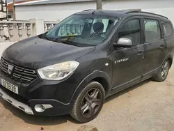 Cinzento Usado 2017 Dacia Lodgy Monovolume | € 12.000 (Super Preço)