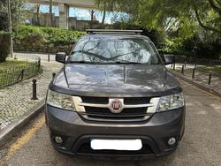 Cinzento Usado 2015 Fiat Freemont SUV | € 14.000 (Preço justo)