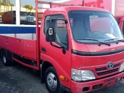 Vermelho Usado 2009 Toyota Dyna Pickup | € 21.200