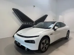 Branco Usado 2025 XPENG P7 Sedan | € 48.500