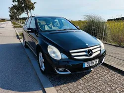 Usado 2006 Mercedes R320 Monovolume | € 12.000