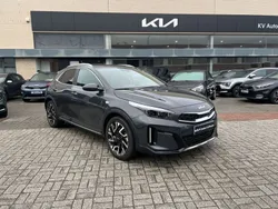 Cinzento Usado 2024 Kia XCeed SUV | € 22.750 (Preço elevado)