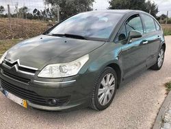 Outra Usado 2005 Citroën C4 Exclusive Citadino | € 5.900 (Preço elevado)
