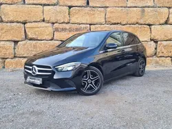 Preto Usado 2019 Mercedes B180 Style Monovolume | € 22.750 (Preço justo)
