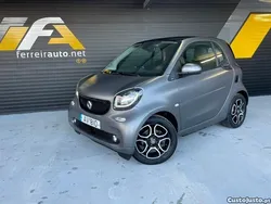 Cinza Usado 2019 Smart ForTwo Electric Drive Prime | € 11.900 (Preço justo)