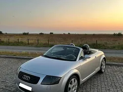 Cinzento Usado 2000 Audi TT Cabrios | € 11.500