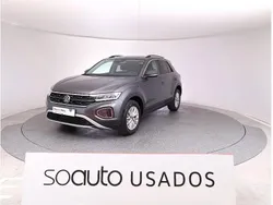 Cinzento escuro Usado 2024 VW T-Roc SUV | € 24.690 (Preço justo)
