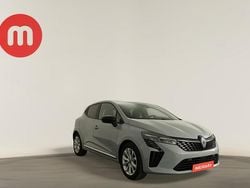 Cinzento Usado 2024 Renault Clio V Evolution | € 16.999 (Bom preço)