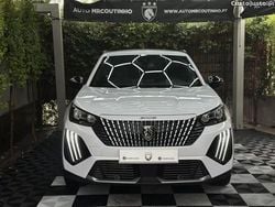 Outra Usado 2024 Peugeot 2008 Allure SUV | € 25.000