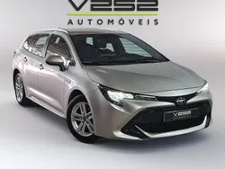 Cinzento Usado 2019 Toyota Corolla | € 17.950 (Preço elevado)