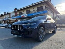 Azul Usado 2018 Maserati Levante SUV | € 61.500