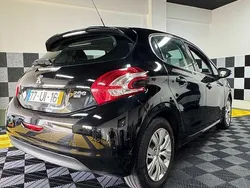 Usado 2015 Peugeot 208 Allure Citadino | € 8.200 (Super Preço)