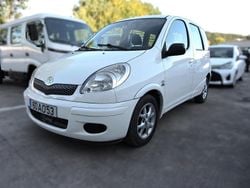 Branco Usado 2005 Toyota Yaris Luna Carrinha | € 6.500