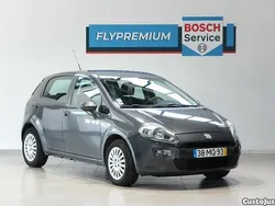 Cinza Usado 2012 Fiat Punto Easy Citadino | € 4.490 (Bom preço)