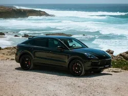 Preto Usado 2020 Porsche Cayenne SUV | € 89.990 (Caro)
