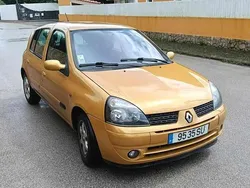 Outra Usado 2002 Renault Clio II Citadino | € 1.650 (Preço elevado)