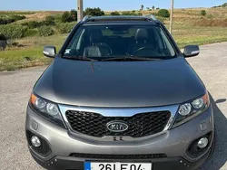 Cinzento Usado 2010 Kia Sorento SUV | € 13.600