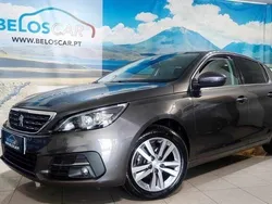 Cinzento (metalizado) Usado 2018 Peugeot 308 Style | € 12.990 (Preço justo)
