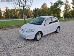 Branco Usado 2007 Citroën C3 Citadino | € 2.200 (Super Preço)