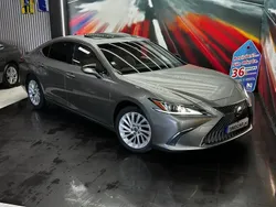 Usado 2020 Lexus ES300H Executive Line Sedan | € 32.999
