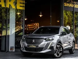 Cinzento Usado 2023 Peugeot 2008 Allure SUV | € 20.490 (Bom preço)