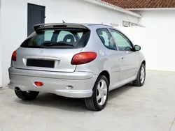 Usado 2001 Peugeot 206 | € 3.100 (Preço elevado)