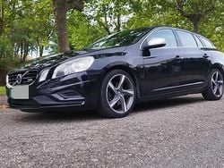 Preto Usado 2013 Volvo V60 R-Design Carrinha | € 11.950 (Super Preço)