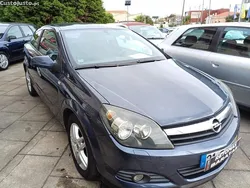 Cinza Usado 2006 Opel Astra GTC Coupé | € 4.999 (Preço justo)