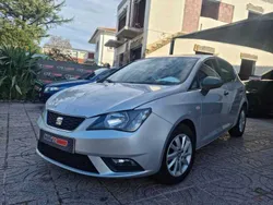 Cinzento Usado 2016 Seat Ibiza Reference | € 11.750 (Preço justo)