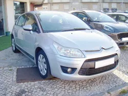 Cinzento Usado 2010 Citroën C4 Coupé | € 7.500 (Preço justo)