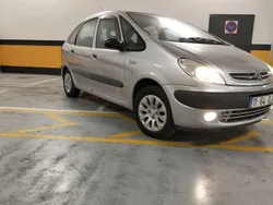Usado 2000 Citroën Xsara Picasso Monovolume | € 1.350