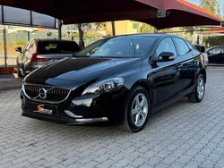 Preto Usado 2018 Volvo V40 Momentum Carrinha | € 15.950 (Bom preço)