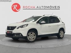 Branco Usado 2017 Peugeot 2008 Style SUV | € 10.499 (Preço justo)