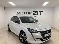 Branco Usado 2022 Peugeot 208 Allure Citadino | € 18.950 (Preço justo)