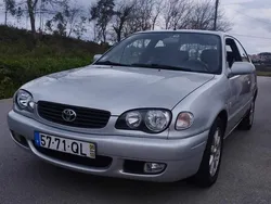 Cinzento Usado 2000 Toyota Corolla Carrinha | € 2.699