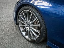 Azul Usado 2018 Mercedes C220 AMG line Coupé | € 29.500 (Super Preço)