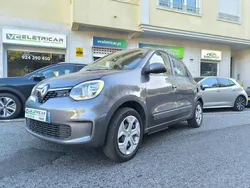 Cinza Usado 2022 Renault Twingo Zen Citadino | € 12.857 (Preço justo)