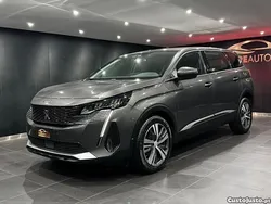 Cinza Usado 2022 Peugeot 5008 Allure Monovolume | € 25.990 (Bom preço)